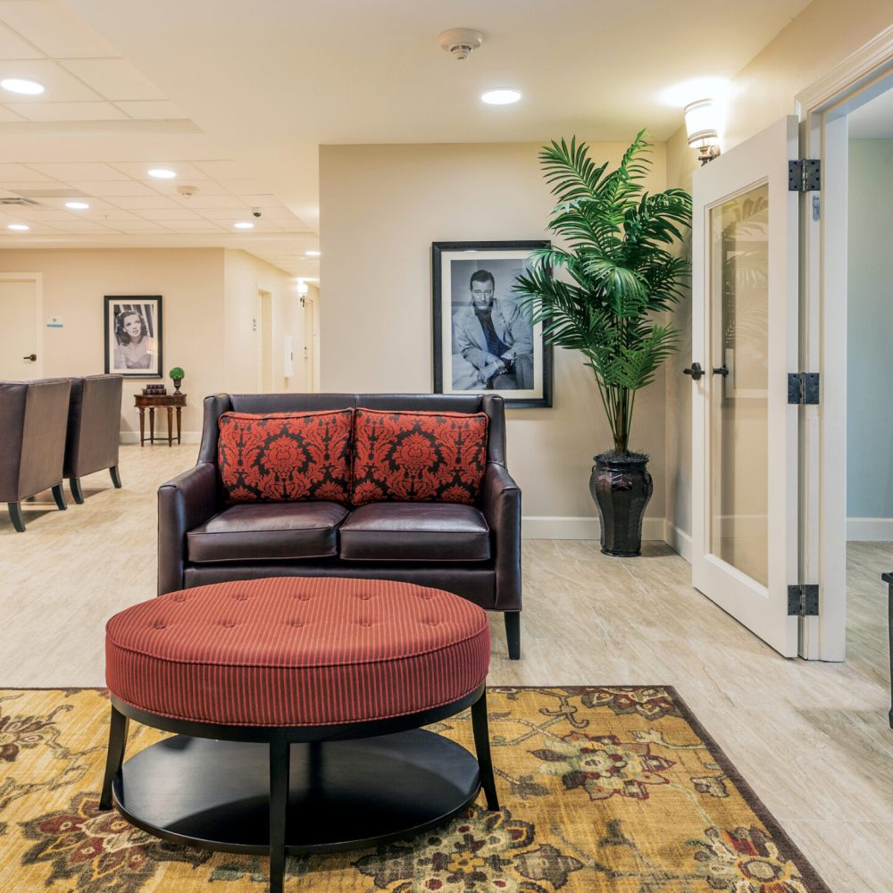 HOME 6_Senior Living